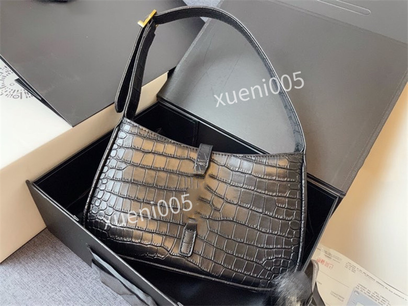 G bag 2021 Fashion women wallet classic letter printing zipper design top ladies purse casual multi-card long lady holders, 01
G bag 2021 Fashion women wallet classic letter printing zipper design top ladies purse casual multi-card long lady holders, 01