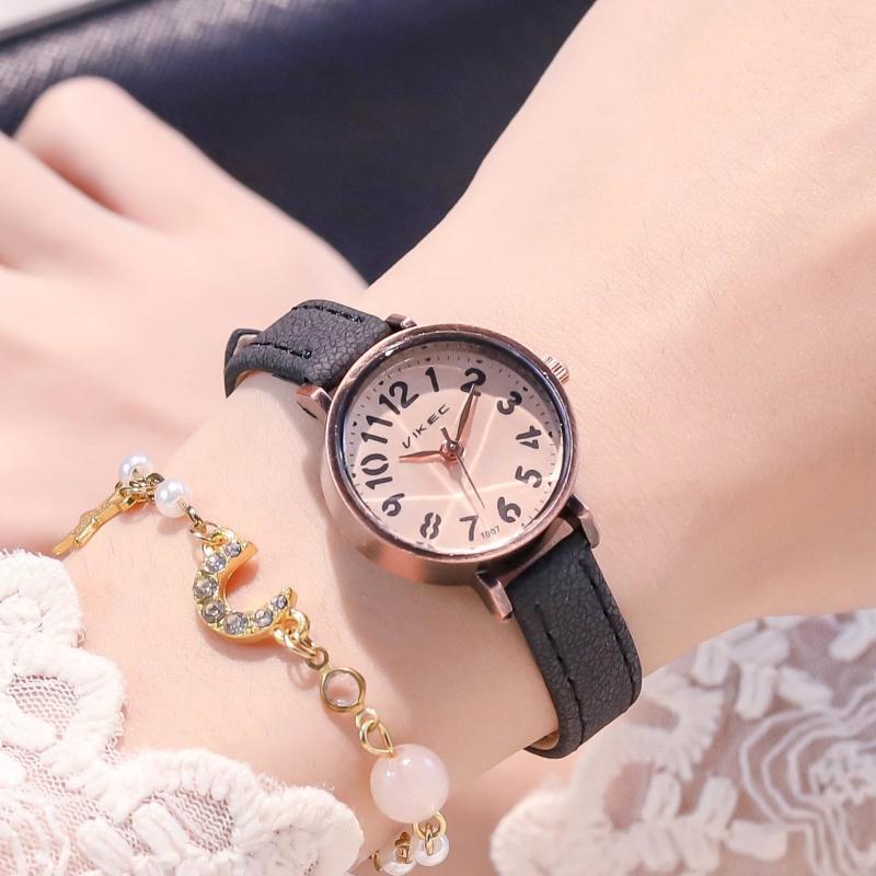 Wristwatches Retro Women Watches Simple Number Dial Fashion Casual Female Quartz Watch Vintage Leather Strap Small Ladies Clock, Brown
Wristwatches Retro Women Watches Simple Number Dial Fashion Casual Female Quartz Watch Vintage Leather Strap Small Ladies Clock, Brown