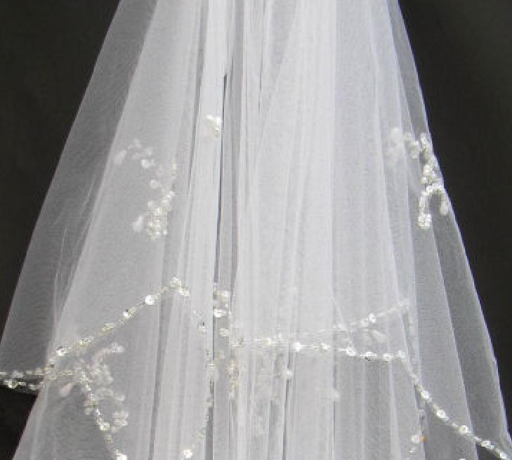 New Wedding Accessories White/Ivory Fashion Veil Ribbon Edge Short Two Layer Bridal Veils With Comb High QualityCCW0014