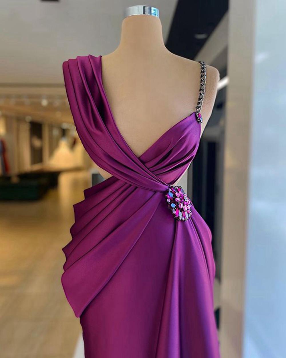 Designer Purple Evening Dresses Beaded Crystals Ruched Pleats Satin Summer Spaghetti Strap Custom Made Prom Gown Formal Party Occasion Wear vestidos