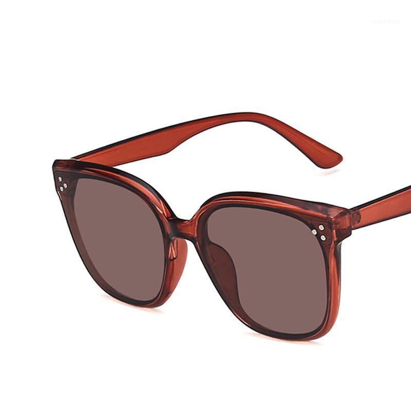 Sunglasses Rivet Square Frame Women Men Gray Tan Lens UV400 Eye Protection Girl Sexy Ladies Fashion Outdoor Eyewear
Sunglasses Rivet Square Frame Women Men Gray Tan Lens UV400 Eye Protection Girl Sexy Ladies Fashion Outdoor Eyewear