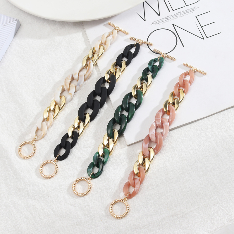 Factory Design Lucury Women Style Colorful Acrylic Chain OT Toggle Clasp Bracelet Wholesale
Factory Design Lucury Women Style Colorful Acrylic Chain OT Toggle Clasp Bracelet Wholesale