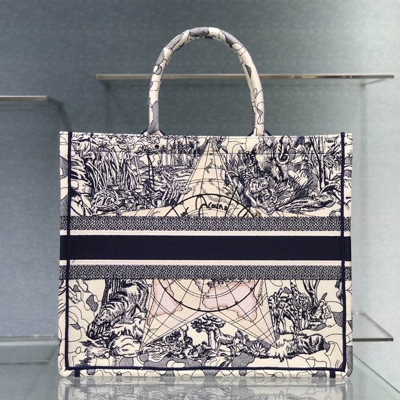 Embroidery Book Tote Bags for Women 2021 Top Designer Luxury Handbags Lady's Fashion Shoulder Shopping Bag
Embroidery Book Tote Bags for Women 2021 Top Designer Luxury Handbags Lady's Fashion Shoulder Shopping Bag