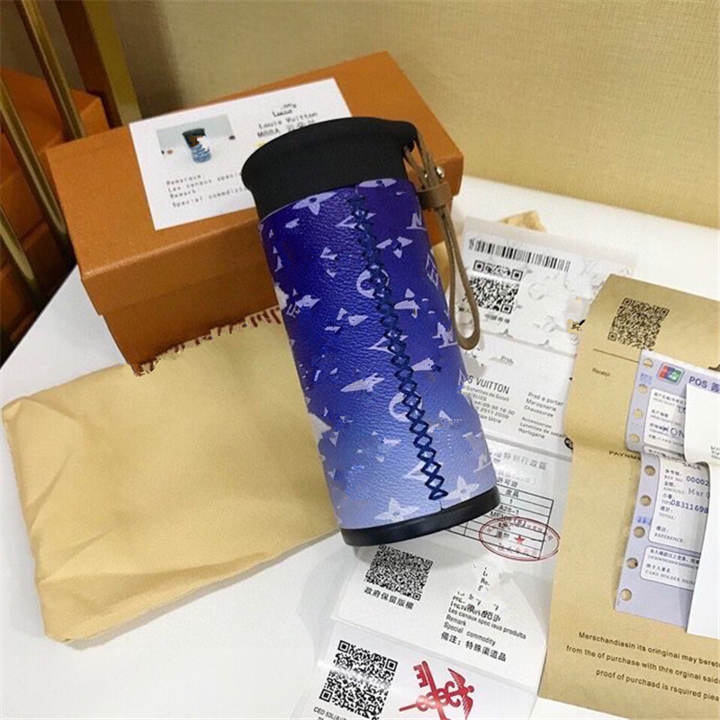 280ml classic design Water Bottles unisex Thermos Cup flask home travel temperature displayLight Luxury Gift Box
280ml classic design Water Bottles unisex Thermos Cup flask home travel temperature displayLight Luxury Gift Box