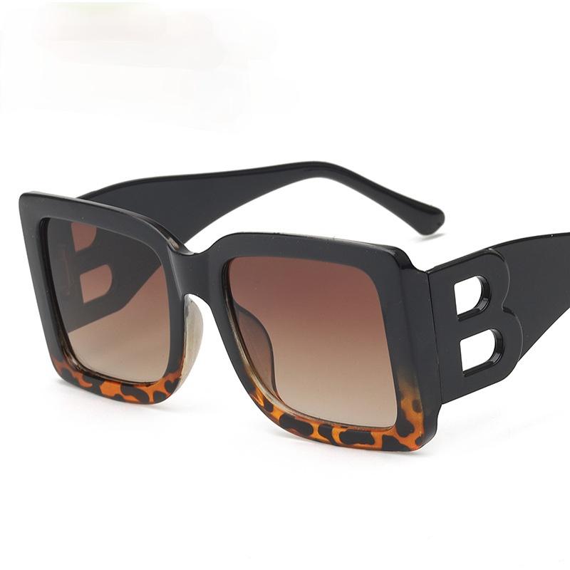 Square Hollow B Letter Sunglasses Women 2021 Personality Avant Garde Men Gafas De Sol Para Hombre, White;black
Square Hollow B Letter Sunglasses Women 2021 Personality Avant Garde Men Gafas De Sol Para Hombre, White;black