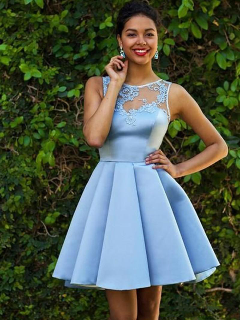 2021 New Sexy Sky Blue Short Prom Dresses Jewel Sleeveless Lace Appliques Satin Ruffle Cooktail Dress Special Occasion Homecoming Gown