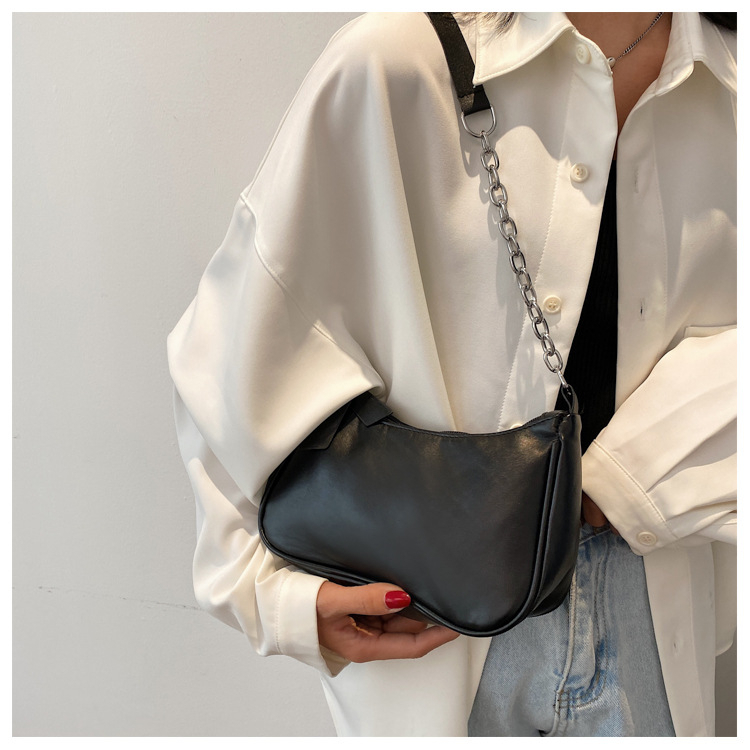 HBP wholesale handbags Fashion Female Bags 2022 New Pure Color Simple Underarm Bag Retro Shoulder Handbags, As the picture shows
HBP wholesale handbags Fashion Female Bags 2022 New Pure Color Simple Underarm Bag Retro Shoulder Handbags, As the picture shows
