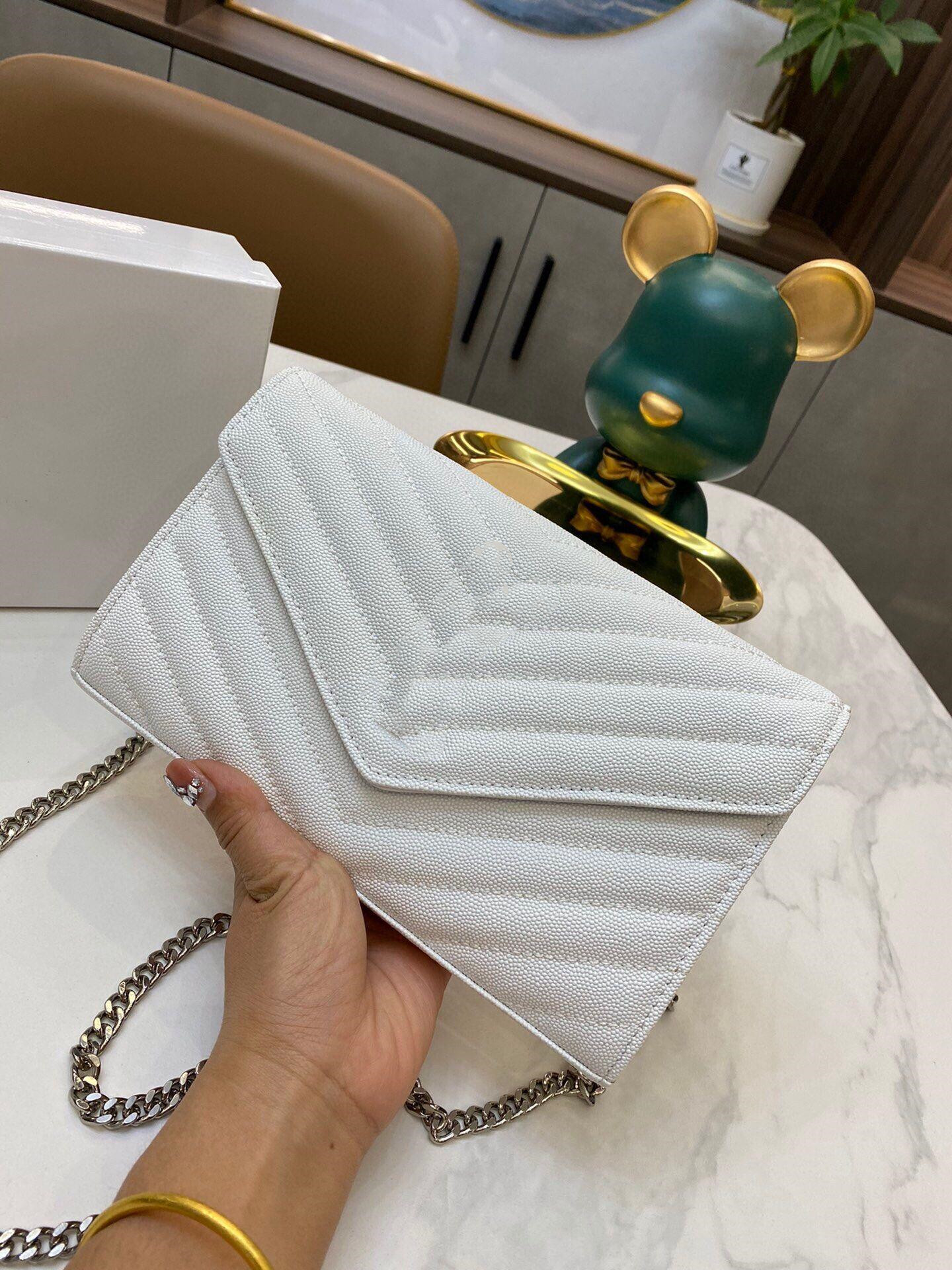 2021 new high qulity bags classic womens handbags ladies composite tote PU leather clutch shoulder bag female purse 5 styles High quality
2021 new high qulity bags classic womens handbags ladies composite tote PU leather clutch shoulder bag female purse 5 styles High quality