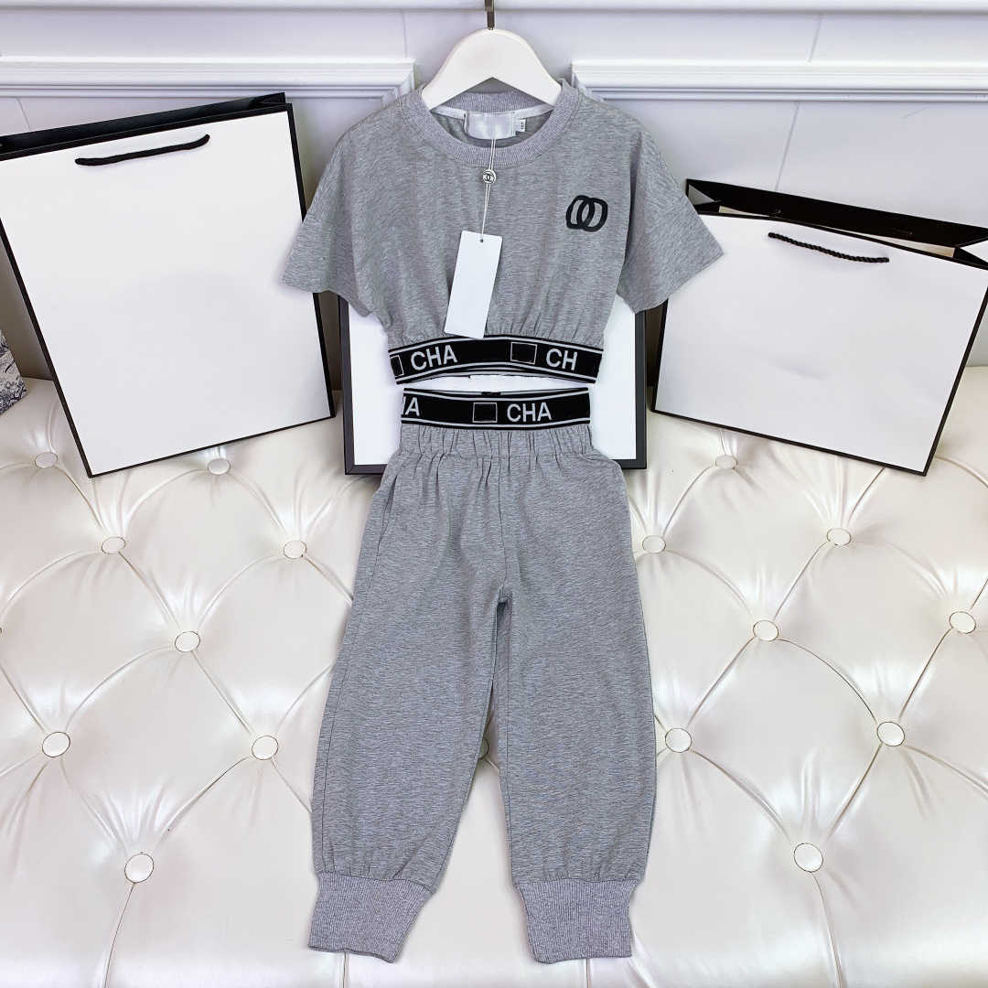 brand kids t shirts + trousers two-piece set 2pics sets children's wear girls summer cotton short sleeve shirt size 100-150 gray color, White
brand kids t shirts + trousers two-piece set 2pics sets children's wear girls summer cotton short sleeve shirt size 100-150 gray color, White