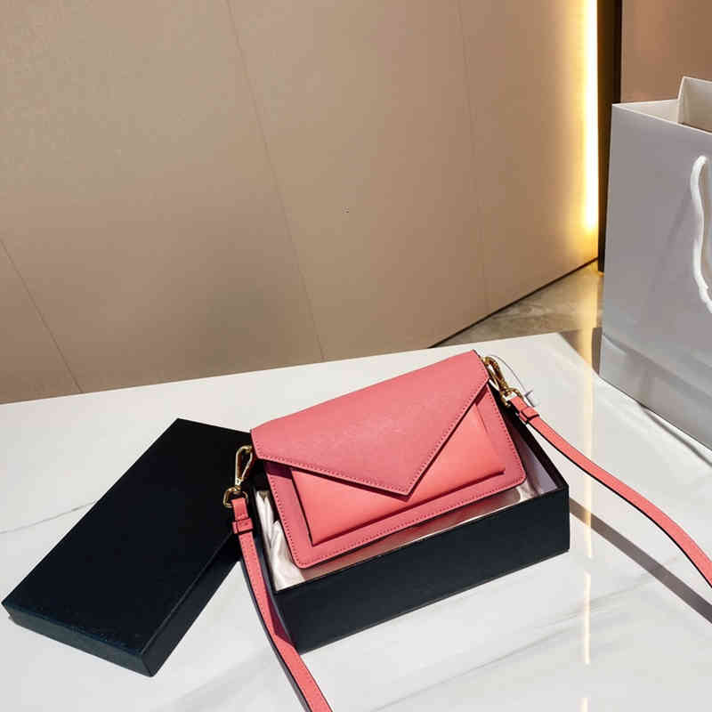 Evening Bags Designer Purse Crossbody Bag Handbag Shoulder Various styles Fashion brand Genuine leather High-quality Different colors with original 1Q8X, 1# shoe box
Evening Bags Designer Purse Crossbody Bag Handbag Shoulder Various styles Fashion brand Genuine leather High-quality Different colors with original 1Q8X, 1# shoe box