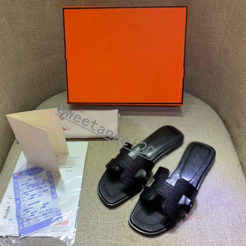 2021 classic fashion summer sneakers slippers, ladies high-quality leather platform comfortable shoes
2021 classic fashion summer sneakers slippers, ladies high-quality leather platform comfortable shoes