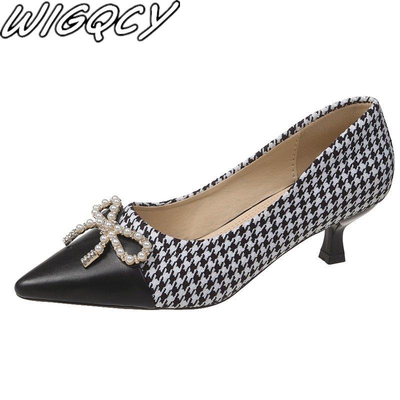 Pumps Woman Office Lady Shallow PU Leather Pearl String Bead Pointed Toe Zapatos De Mujer Bow Thin Heels Dress Shoes, Black
Pumps Woman Office Lady Shallow PU Leather Pearl String Bead Pointed Toe Zapatos De Mujer Bow Thin Heels Dress Shoes, Black
