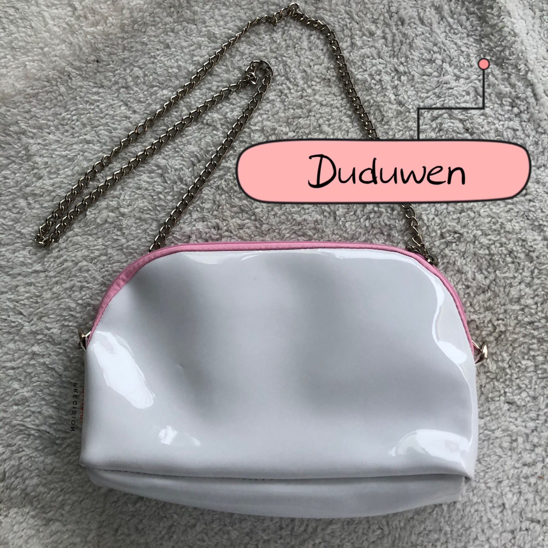 23X16X5cm classic glossy bag 2C quilted pink white fashion makeup comsetics storage case, Blue;pink
23X16X5cm classic glossy bag 2C quilted pink white fashion makeup comsetics storage case, Blue;pink