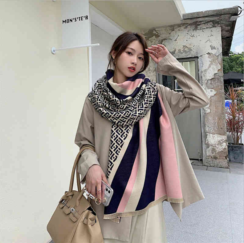 Design Autumn and imitation cashmere women elegant fashion versatile air conditioning shawl winter warm scarf live broadcast
Design Autumn and imitation cashmere women elegant fashion versatile air conditioning shawl winter warm scarf live broadcast