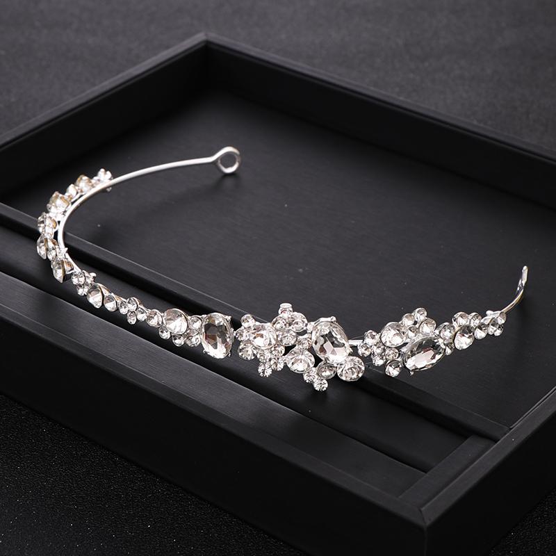 Hair Clips & Barrettes Trendy Silver Color Baroque Rhinestone Crystal Headband Tiara Bridal Headpiece Women Hairband Wedding Jewelry
Hair Clips & Barrettes Trendy Silver Color Baroque Rhinestone Crystal Headband Tiara Bridal Headpiece Women Hairband Wedding Jewelry