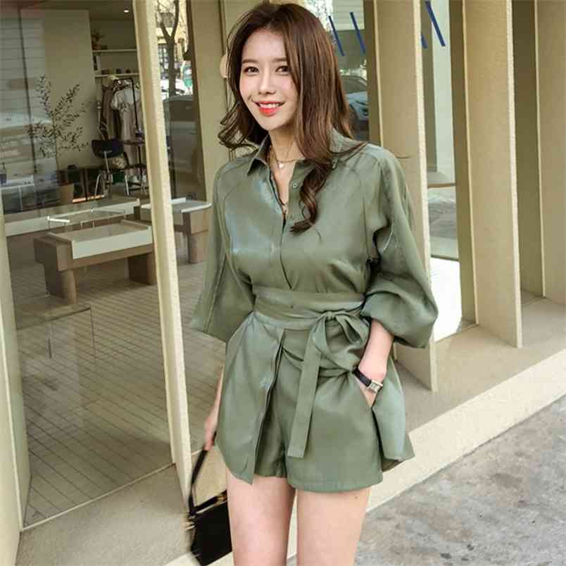 Women White Long Shirts Shorts Two Piece Sets Lantern Sleeve Belt Blouse + Mini Pant Suits Summer Fashion OL Clothing Set 210519
Women White Long Shirts Shorts Two Piece Sets Lantern Sleeve Belt Blouse + Mini Pant Suits Summer Fashion OL Clothing Set 210519