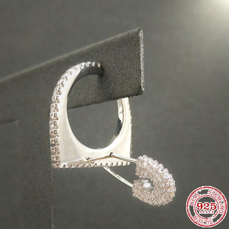 100% Sterling Silver S925 Ladies Earrings Selling Classic Pin Women's Jewelry Girlfriend Gifts Stud
100% Sterling Silver S925 Ladies Earrings Selling Classic Pin Women's Jewelry Girlfriend Gifts Stud