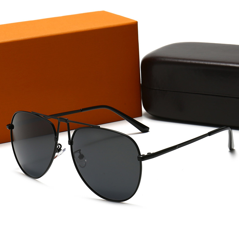 Fashion Luxury Brand Sunglasses Unisex UV400 Lenses Essential for Party Travel Driving with Box Packing, White;black
Fashion Luxury Brand Sunglasses Unisex UV400 Lenses Essential for Party Travel Driving with Box Packing, White;black