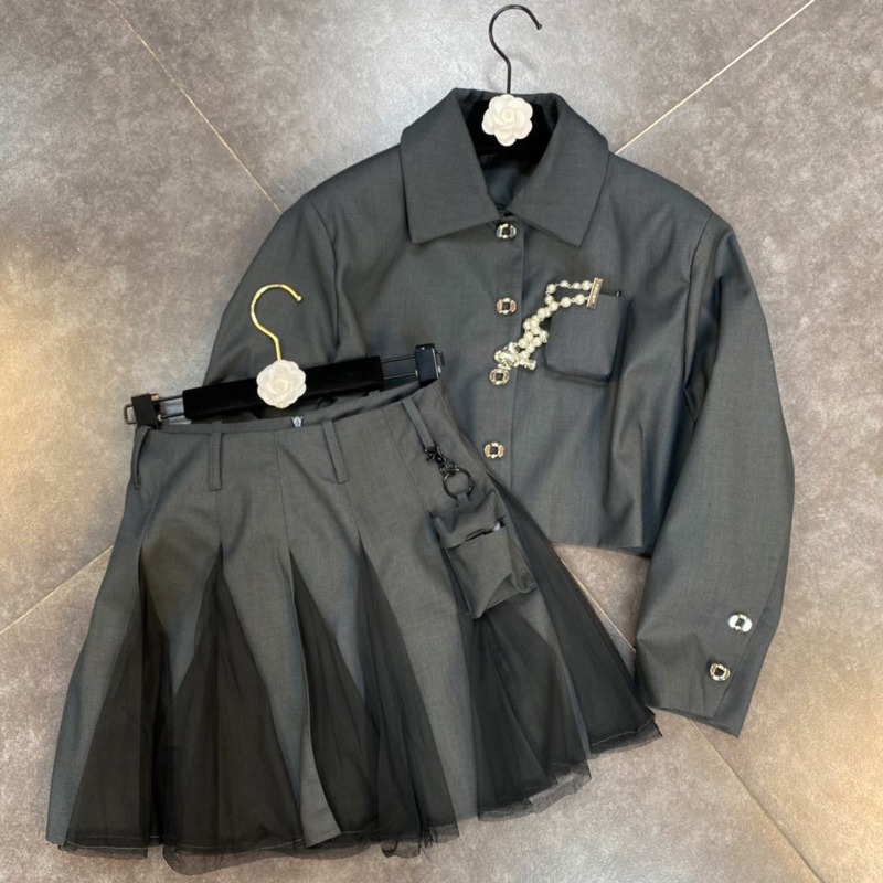 Spring Arrivals Short Turn-dowm Collar Single Breasted Long Sleeve Suit Elastic Waist Skirt Two Piece Set MZ775 210525, Figure color
Spring Arrivals Short Turn-dowm Collar Single Breasted Long Sleeve Suit Elastic Waist Skirt Two Piece Set MZ775 210525, Figure color