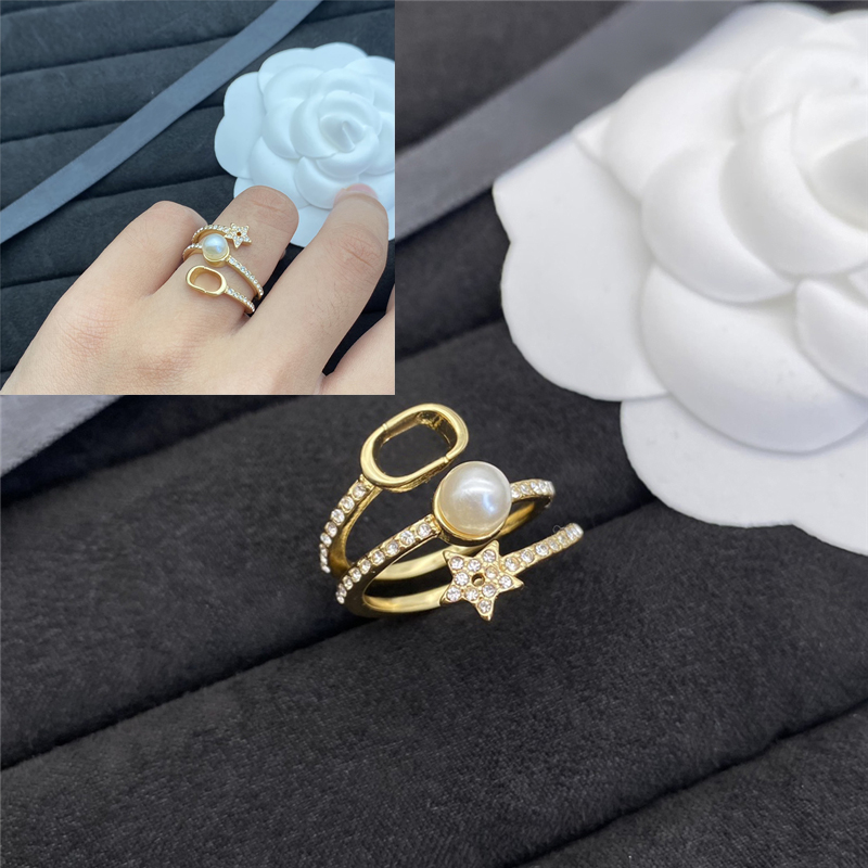 Fashion Pearl Womens Gold Rings For Couples Diamonds Stars Women Luxury Designer Love Ring Classic Jewelry Presents Gifts Bague Miracle1975, Silver
Fashion Pearl Womens Gold Rings For Couples Diamonds Stars Women Luxury Designer Love Ring Classic Jewelry Presents Gifts Bague Miracle1975, Silver