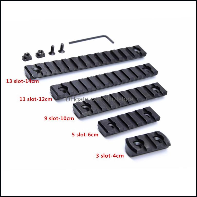 Others Tactical Aessories Gear 3/5/9/11/13 Slots M-Lok Picatinny Rail Sections Black Anodized For Float Handguard System Drop Delivery 2021
Others Tactical Aessories Gear 3/5/9/11/13 Slots M-Lok Picatinny Rail Sections Black Anodized For Float Handguard System Drop Delivery 2021