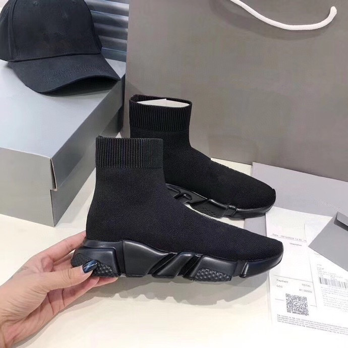 top quality men women pairs designers shoes socks speed trainers triple s black sneakers mens womens outdoor platform casual trainer sneaker, 01
top quality men women pairs designers shoes socks speed trainers triple s black sneakers mens womens outdoor platform casual trainer sneaker, 01