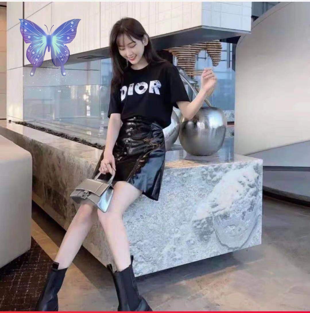 broken flower crystal 20ss new letter printing Casual Short Sleeve men's T-shirt women tee, White;black
broken flower crystal 20ss new letter printing Casual Short Sleeve men's T-shirt women tee, White;black