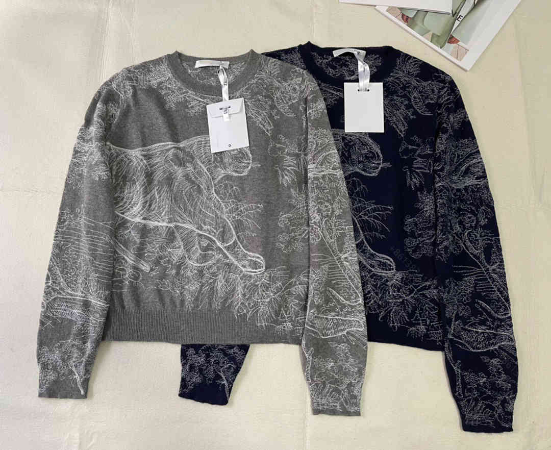 Designer CD winter women sweaters hoodies Knit wool brand girls tops knitting hooded sweatshirt Superfine cashmere yarn embroidery High-end womens sweater jackets, Supplementary price difference
Designer CD winter women sweaters hoodies Knit wool brand girls tops knitting hooded sweatshirt Superfine cashmere yarn embroidery High-end womens sweater jackets, Supplementary price difference