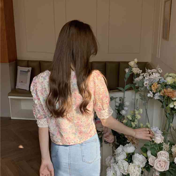 Kant Bloemen Vrouwen Shirts V-hals Bladerdeeg Mouw Mode Zomer Blouses Koreaanse Zoete Blusas Mujer Korean Ruches Tops 210515