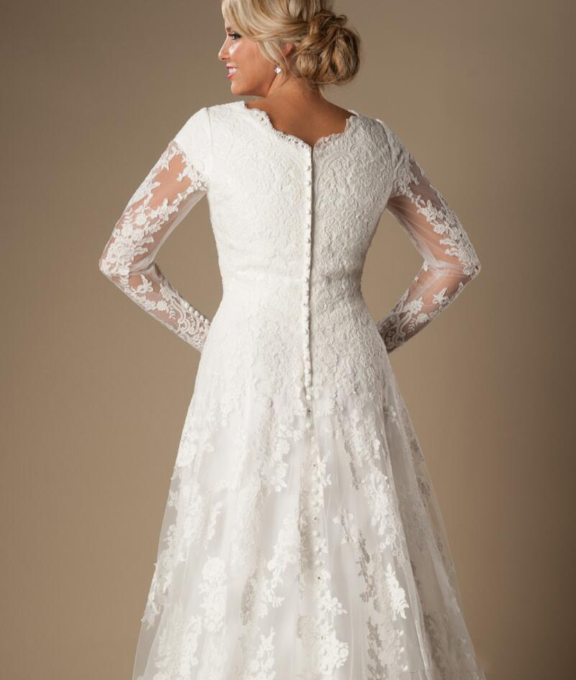 Ivory A-e Vintage Lace Appliques Modest Wedding Dresses With V Neck Buttons Sleeves Long Bridal Gowns Custom Made