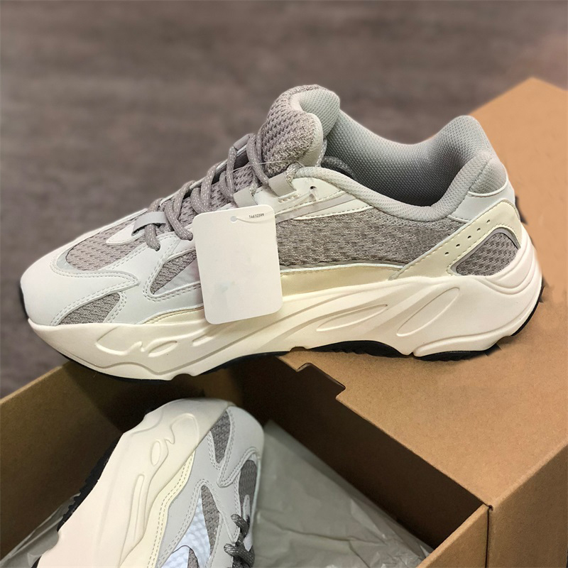 Men UTILITY BLACK 3M Sneakers Designer Shoe Women 700 Runner Shoes MAUVE Tephra GEODE Teal Blue Trainers Mesh SALT INERTI Reflection Sneaker Top Quality, Sock
Men UTILITY BLACK 3M Sneakers Designer Shoe Women 700 Runner Shoes MAUVE Tephra GEODE Teal Blue Trainers Mesh SALT INERTI Reflection Sneaker Top Quality, Sock
