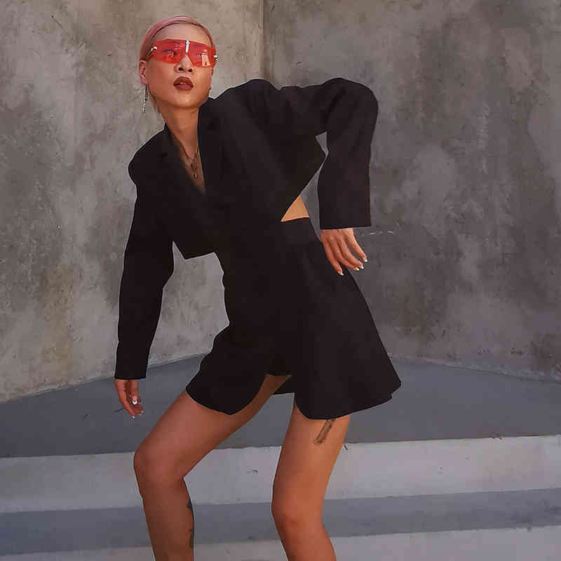 Black Tunic Jacket For Women Notched Collar Long Sleeve Backless Slim Short Blazer Female Autumn Clothing 210524