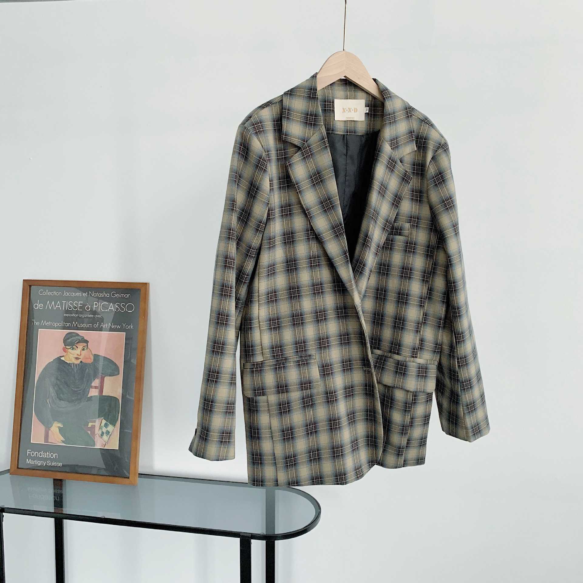 Vintage Loose Women Plaid Blaze Spring Autumn Single Breasted Oversized Suit Jackets Office Lady 210607
Vintage Loose Women Plaid Blaze Spring Autumn Single Breasted Oversized Suit Jackets Office Lady 210607