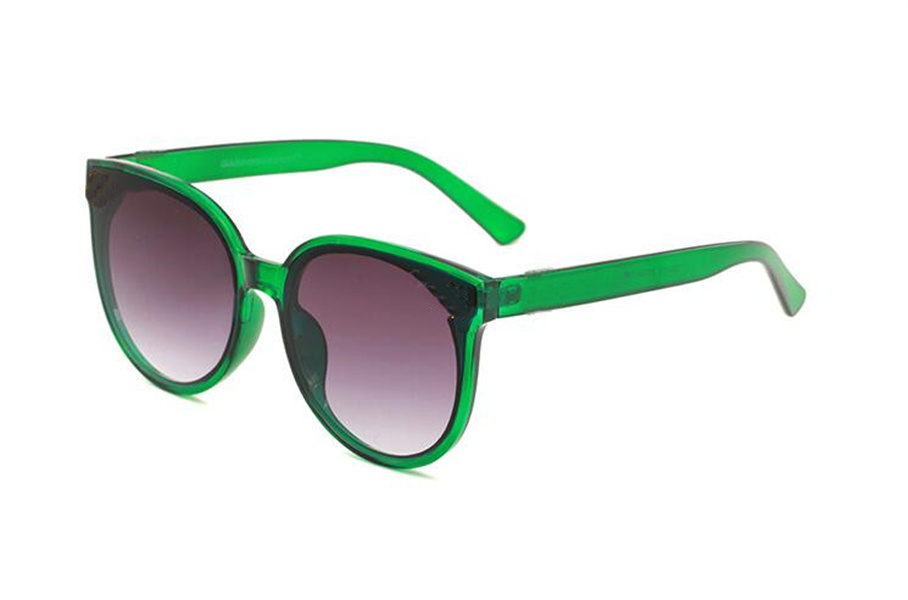 High quality New fashion vintage sunglasses women Brand designer womens sunglasses ladies sun glasses with cases and box
High quality New fashion vintage sunglasses women Brand designer womens sunglasses ladies sun glasses with cases and box
