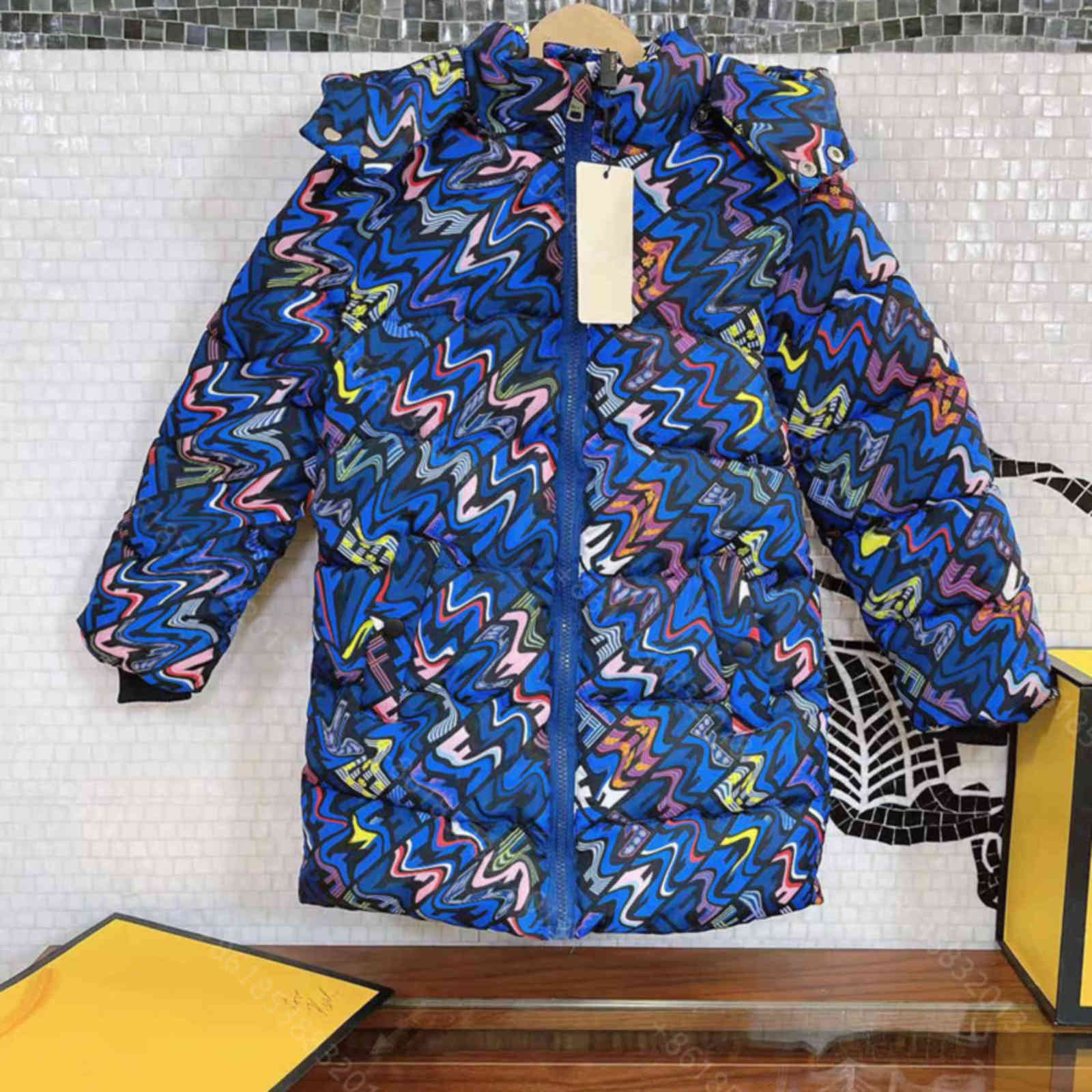 Winter kids Designer down jackets detachable collar album fashion boys girls hoodie coat double F letter logo brand bread clothing latest design child clothes a1, Supplementary price difference
Winter kids Designer down jackets detachable collar album fashion boys girls hoodie coat double F letter logo brand bread clothing latest design child clothes a1, Supplementary price difference