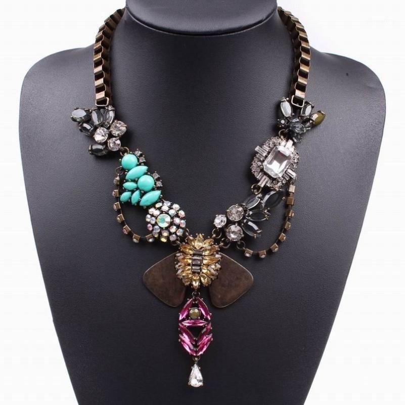 Fashion Brand 2021 Vintage Style Flower Necklace Ladies Gold Color Chain Colorful Crystal Pendant Jewelry For Women Chains
Fashion Brand 2021 Vintage Style Flower Necklace Ladies Gold Color Chain Colorful Crystal Pendant Jewelry For Women Chains
