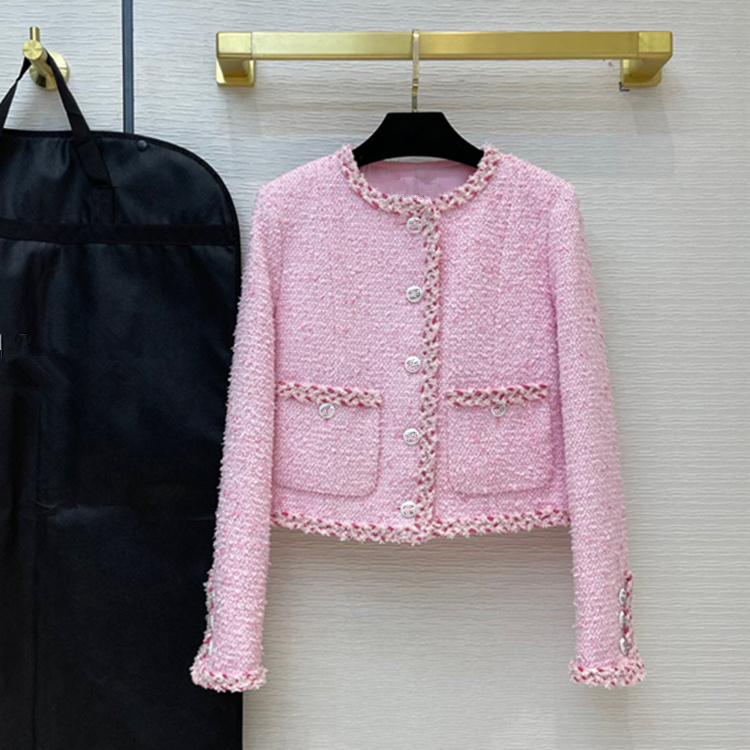 Women's Wool & Blends European and American women's winter collection Long sleeve pink single breasted buttons Fashionable tweed coats R9EL
Women's Wool & Blends European and American women's winter collection Long sleeve pink single breasted buttons Fashionable tweed coats R9EL