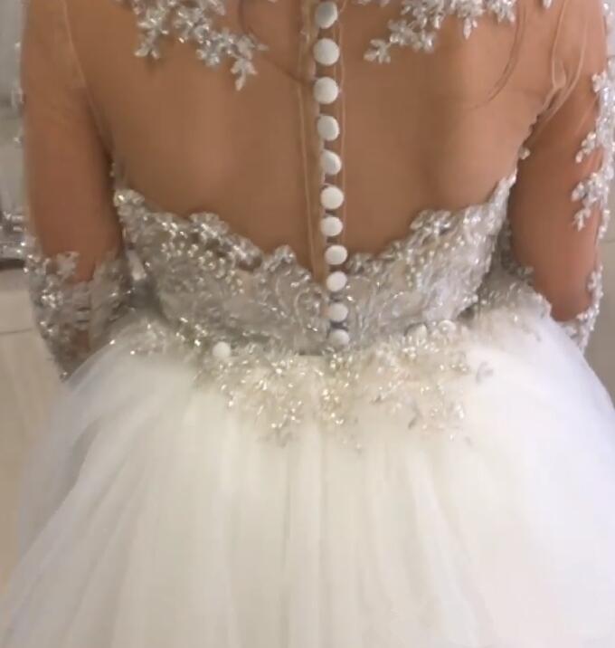 Cute White Flower Girls Dresses For Weddings Jewel Neck Lace Appliques Crystal Beads Long Sleeves Tulle Kids Birthday Girl Pageant Gowns