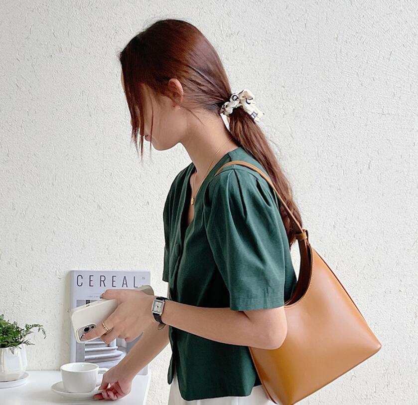 2022 New fashion women Wallet Men's Leather With Wallets For Men Purse Fashion Men Wallets women handbag bags Evening Bags 886
2022 New fashion women Wallet Men's Leather With Wallets For Men Purse Fashion Men Wallets women handbag bags Evening Bags 886