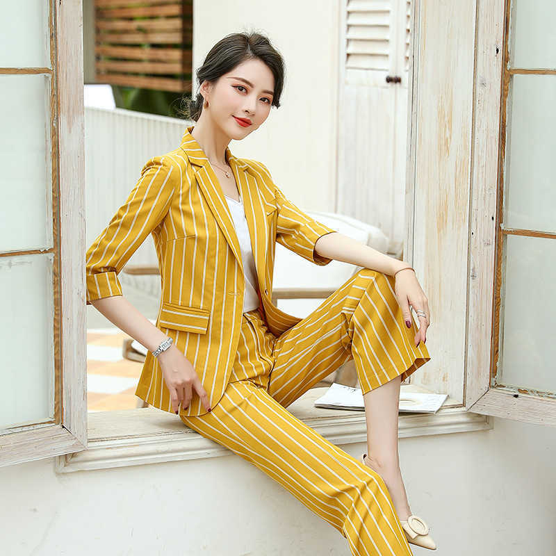 Women's business suit high quality Spring and summer fashion temperament striped overalls Casual pants feminine 210527, Blue jacket shorts 2
Women's business suit high quality Spring and summer fashion temperament striped overalls Casual pants feminine 210527, Blue jacket shorts 2