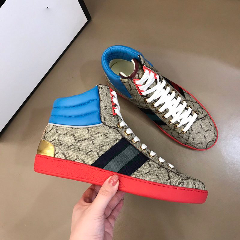 Classic autumn winter real leather women casual shoe men mens sneakers Loafers lace up high top fashion luxurys designers shoes woman with box Size 35-46
Classic autumn winter real leather women casual shoe men mens sneakers Loafers lace up high top fashion luxurys designers shoes woman with box Size 35-46