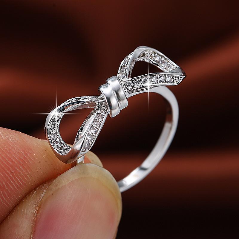 Cute Female Bowknot Crystal Stone Ring Charm Silver Color Thin Engagement Dainty White Zircon Wedding Rings For Women
Cute Female Bowknot Crystal Stone Ring Charm Silver Color Thin Engagement Dainty White Zircon Wedding Rings For Women
