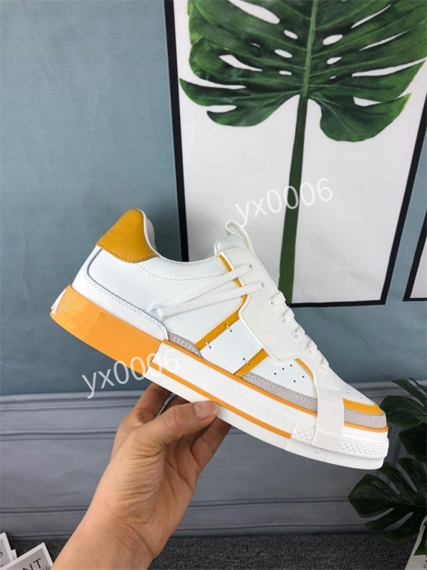 2021 Luxury brand Designer Women Men Cusual Shoes Track 3.0 Sneakers leather Trainers Nylon Printed 3M Triple S Platform Fashion Top Quality wlgc201211, Choose the color
2021 Luxury brand Designer Women Men Cusual Shoes Track 3.0 Sneakers leather Trainers Nylon Printed 3M Triple S Platform Fashion Top Quality wlgc201211, Choose the color