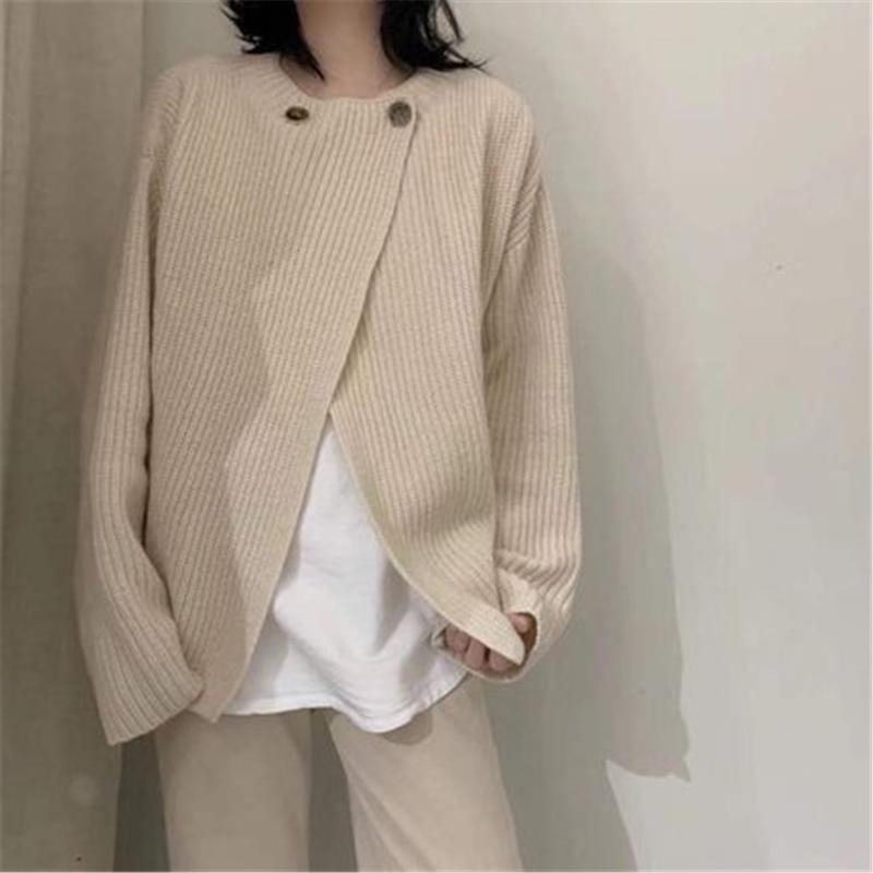 Women's Sweaters 2022 Autumn Women Cardigan Long Sleeve Loose Sweater Designer Female Outwear Ladies Knitted Jumper Winter Clothes Knitwear, White;black
Women's Sweaters 2022 Autumn Women Cardigan Long Sleeve Loose Sweater Designer Female Outwear Ladies Knitted Jumper Winter Clothes Knitwear, White;black
