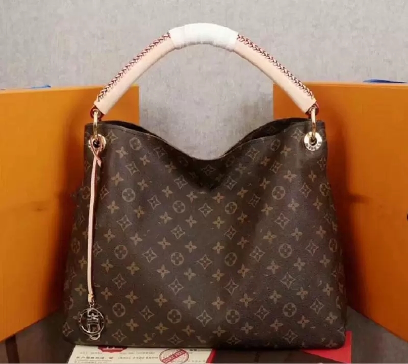 GGLVLouis
Vitton YSL
VUTTON Designers ARTSY Leather Lady Crossbody Bags Excellent Quality Handbags On Chain Women Luxury Shoulder Bag, Dust bag
GGLVLouis
Vitton YSL
VUTTON Designers ARTSY Leather Lady Crossbody Bags Excellent Quality Handbags On Chain Women Luxury Shoulder Bag, Dust bag