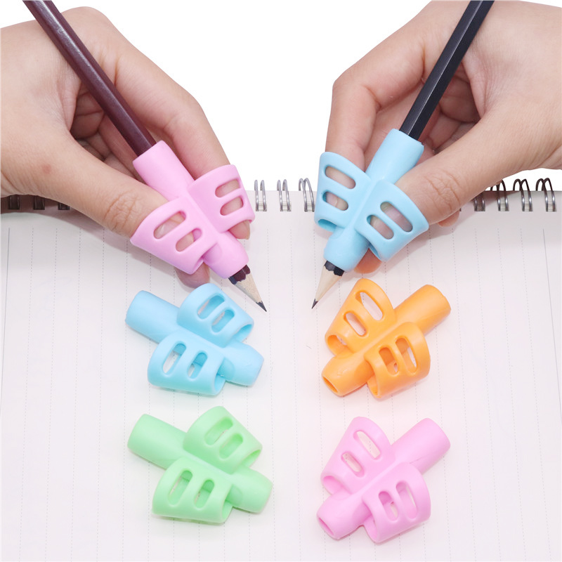 Two-fingers Glue Environmentally friendly Soft glue Writing correction tool child Wobi Pen Grip 1 Pc RRD7490 Free shipping