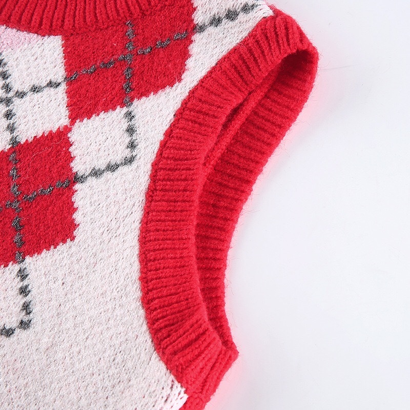 90s Red Argyle Plaid Knitted Sweater Vest Women Streetwear Preppy Style Korean Clothing Striped O Neck Tank Top Y2K Knitwear 210429