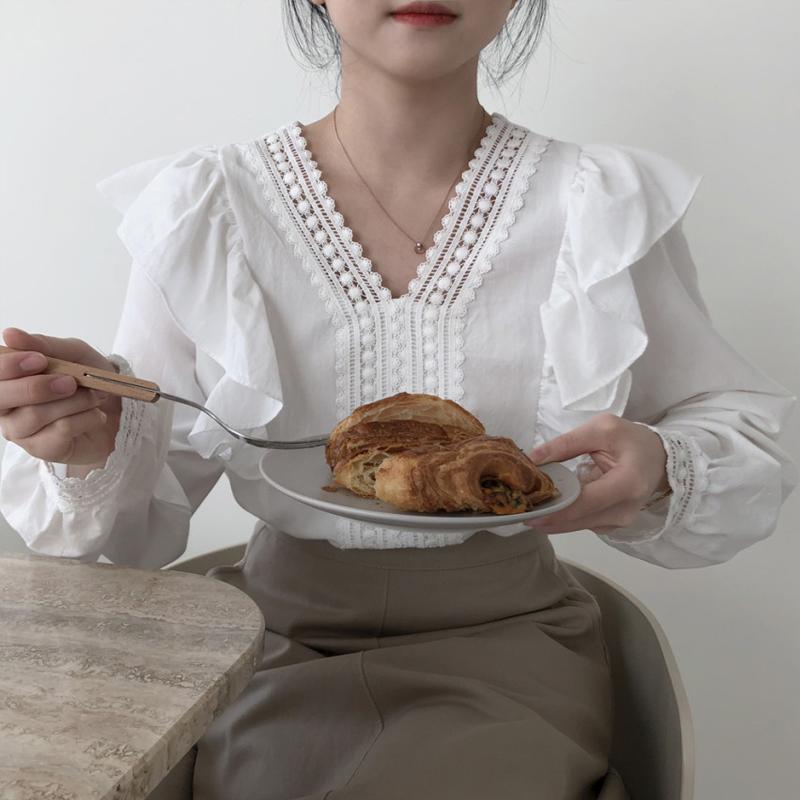 Women's Blouses & Shirts Korean Autumn Ruffled Lace Blouse Women Fashion V-Neck Long Sleeve Vintage Shirt Ladies Chic Crochet Solid Tops Sli, White
Women's Blouses & Shirts Korean Autumn Ruffled Lace Blouse Women Fashion V-Neck Long Sleeve Vintage Shirt Ladies Chic Crochet Solid Tops Sli, White