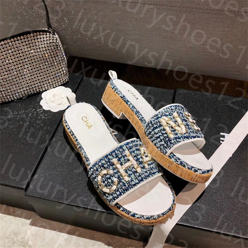 2021 Fashion Sandals High Quality Young Women's Slippers Beach Indoor End Design Outdoor Banquet Trend, Black
2021 Fashion Sandals High Quality Young Women's Slippers Beach Indoor End Design Outdoor Banquet Trend, Black