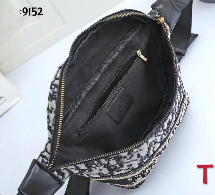 2022 newest stlye Waist Bags wallet luxury fashion Messenger bag women High quality leather designer handbag Exquisite original box, As pics
2022 newest stlye Waist Bags wallet luxury fashion Messenger bag women High quality leather designer handbag Exquisite original box, As pics